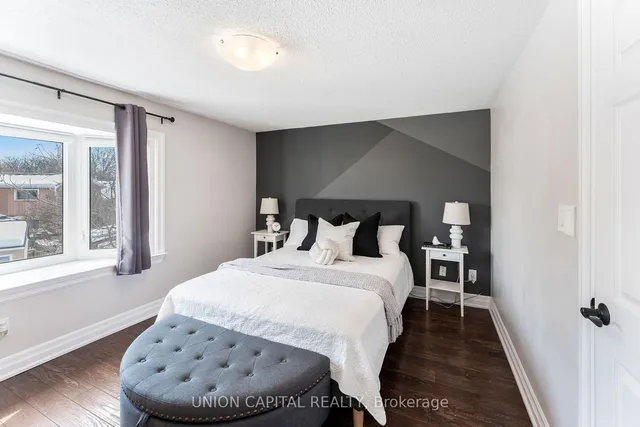 Additional property image - 7120 Cadiz Cres