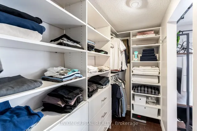 Additional property image - 7120 Cadiz Cres