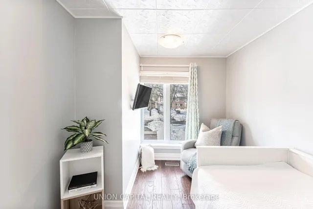 Additional property image - 7120 Cadiz Cres