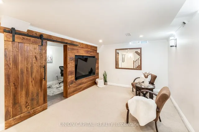 Additional property image - 7120 Cadiz Cres