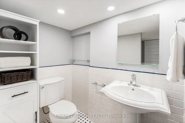 Additional property image - 7120 Cadiz Cres