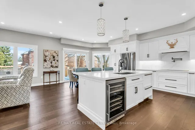 Additional image 16 of 4397 Latimer Cres