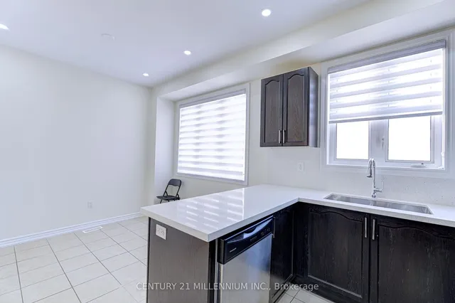 Additional property image - 3 Hobart Gdns