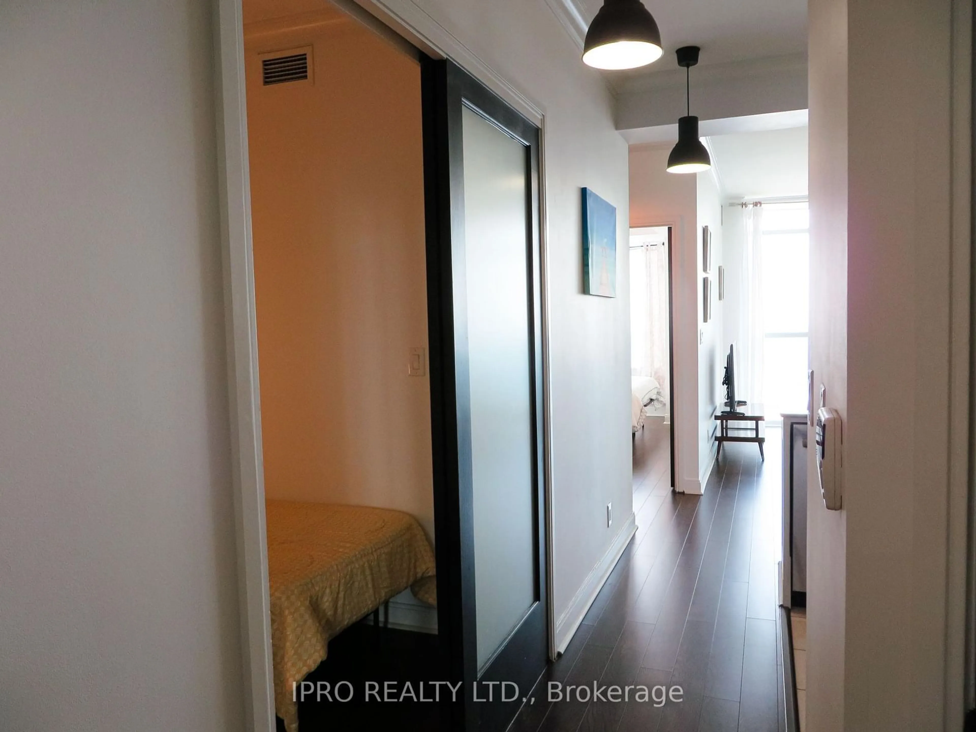 Indoor entryway for 80 Absolute Ave #2504, Mississauga Ontario L4Z 0A5