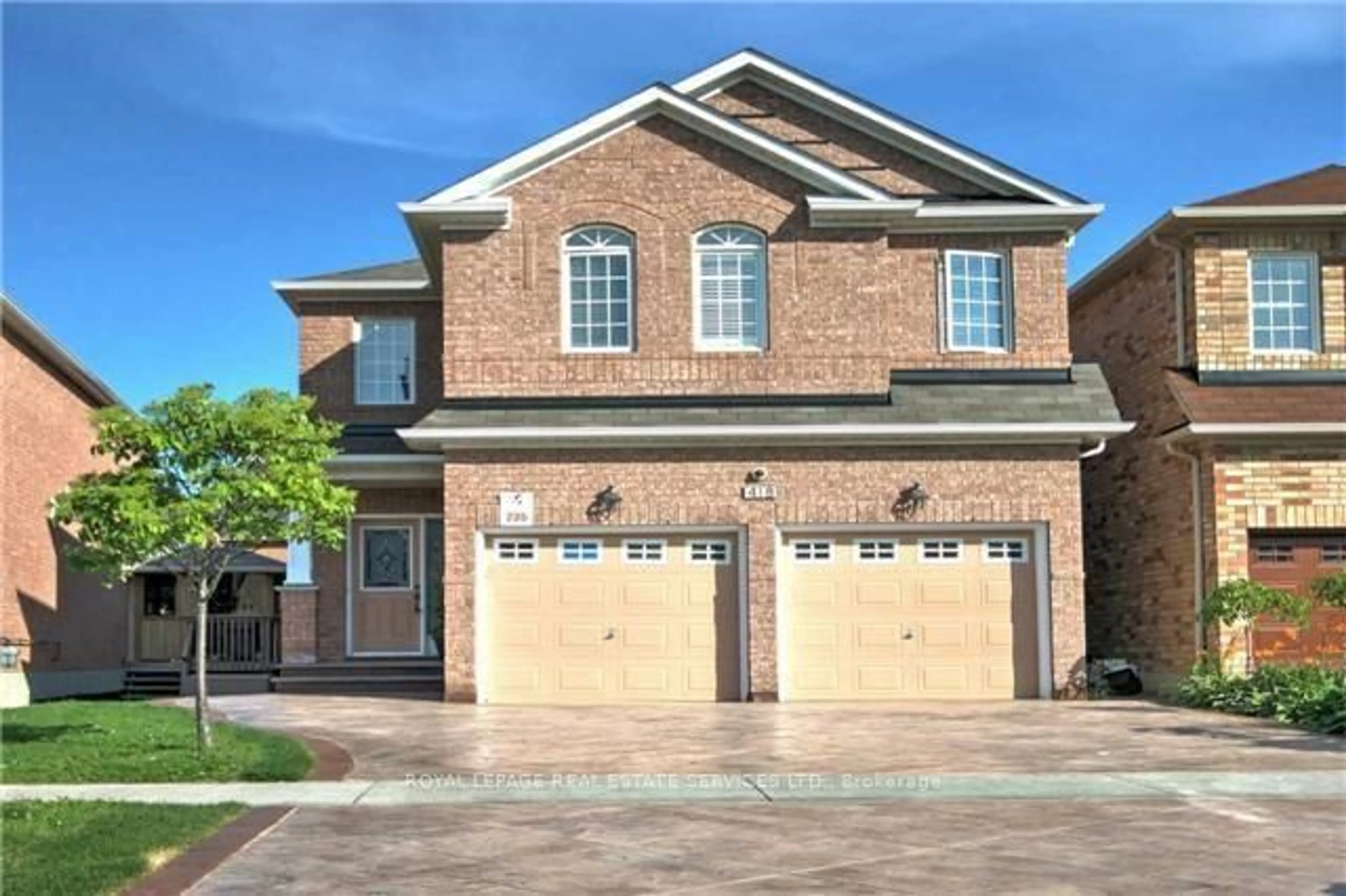 Home with brick exterior material, street for 418 Hillbury Dr, Mississauga Ontario L5R 0B2