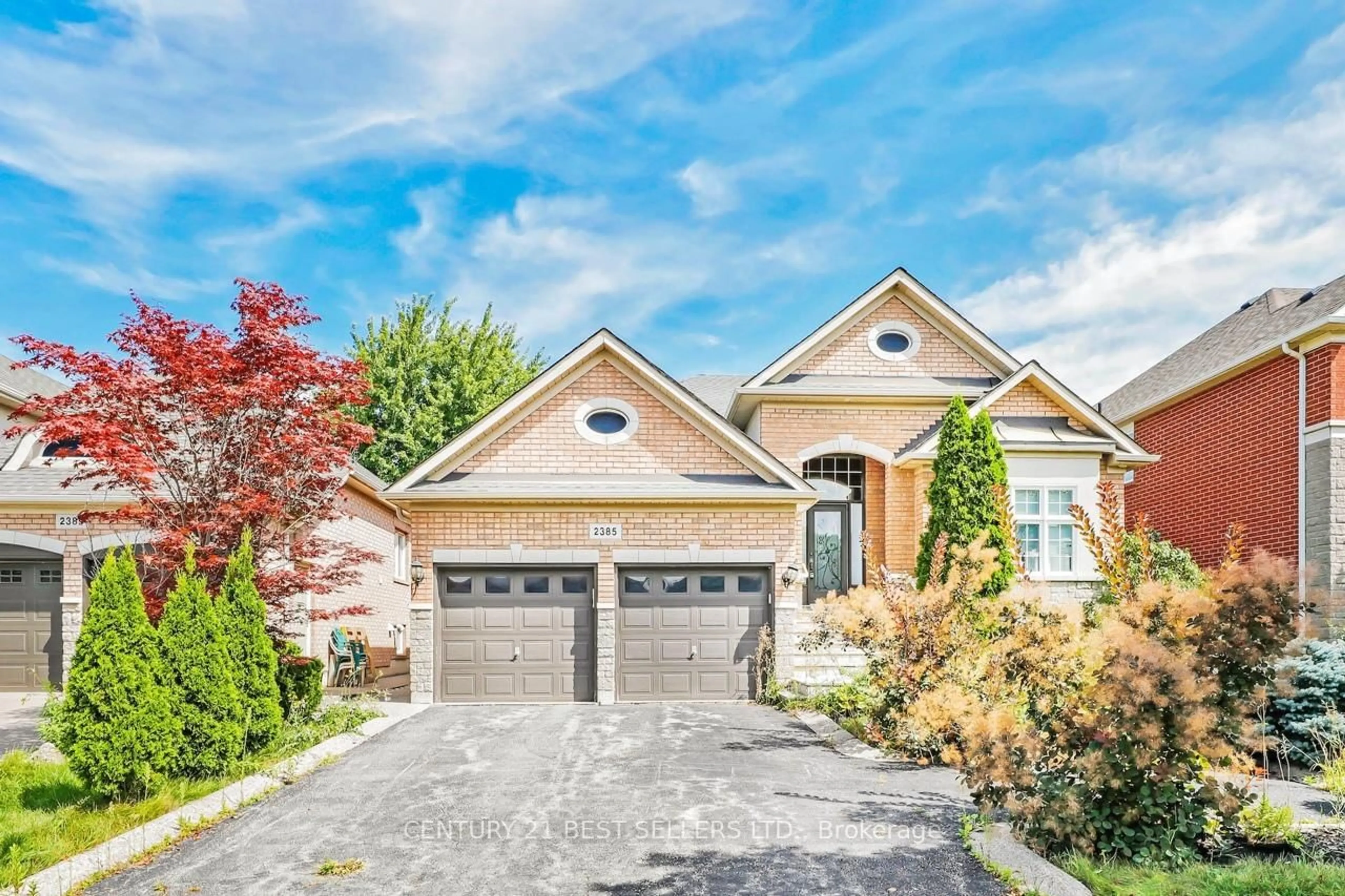 Home with brick exterior material, street for 2385 Eighth Line, Oakville Ontario L6H 7L7