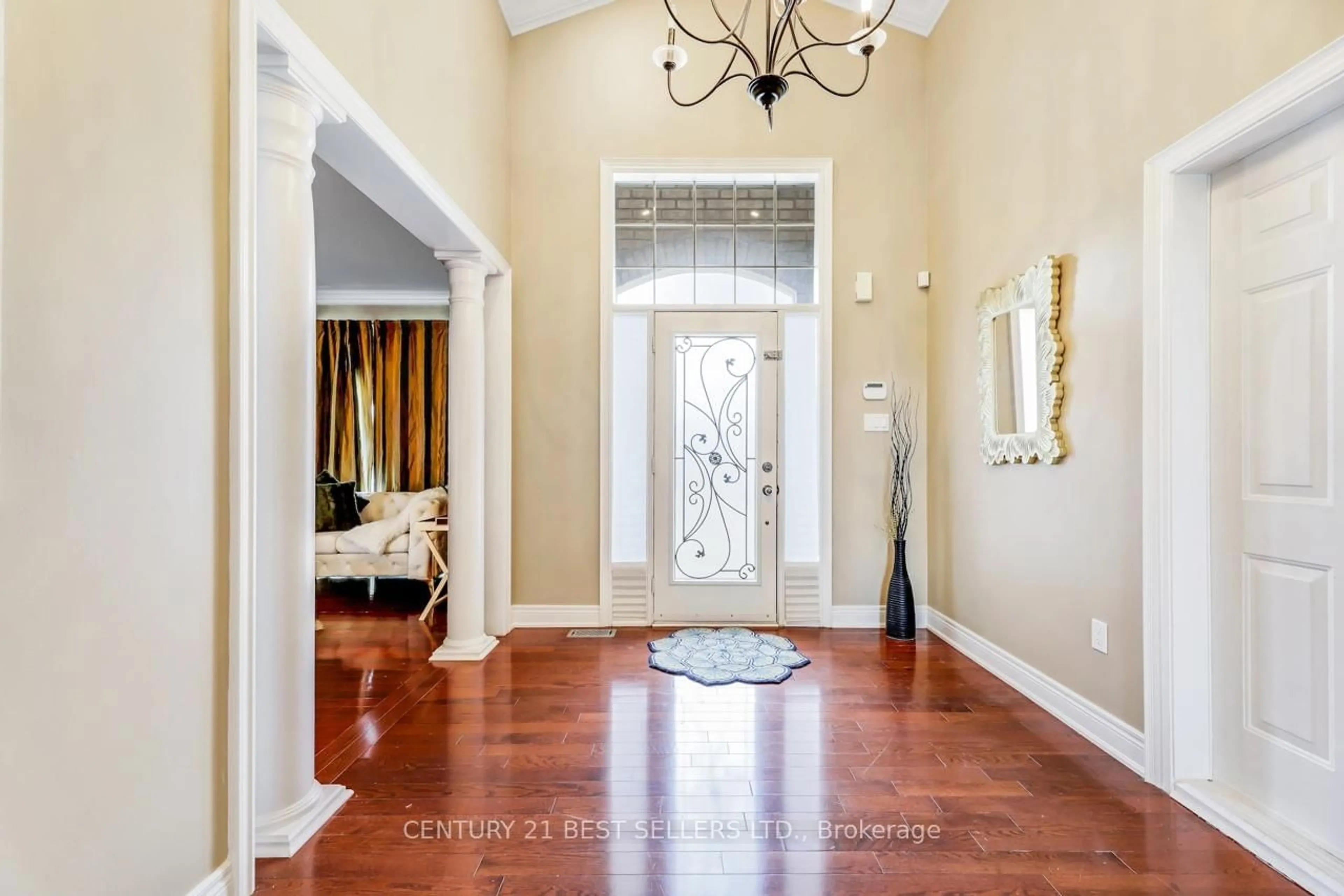 Indoor entryway for 2385 Eighth Line, Oakville Ontario L6H 7L7