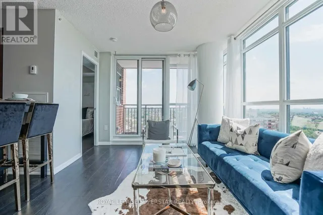 Additional property image - 830 Lawrence Ave Unit 1611