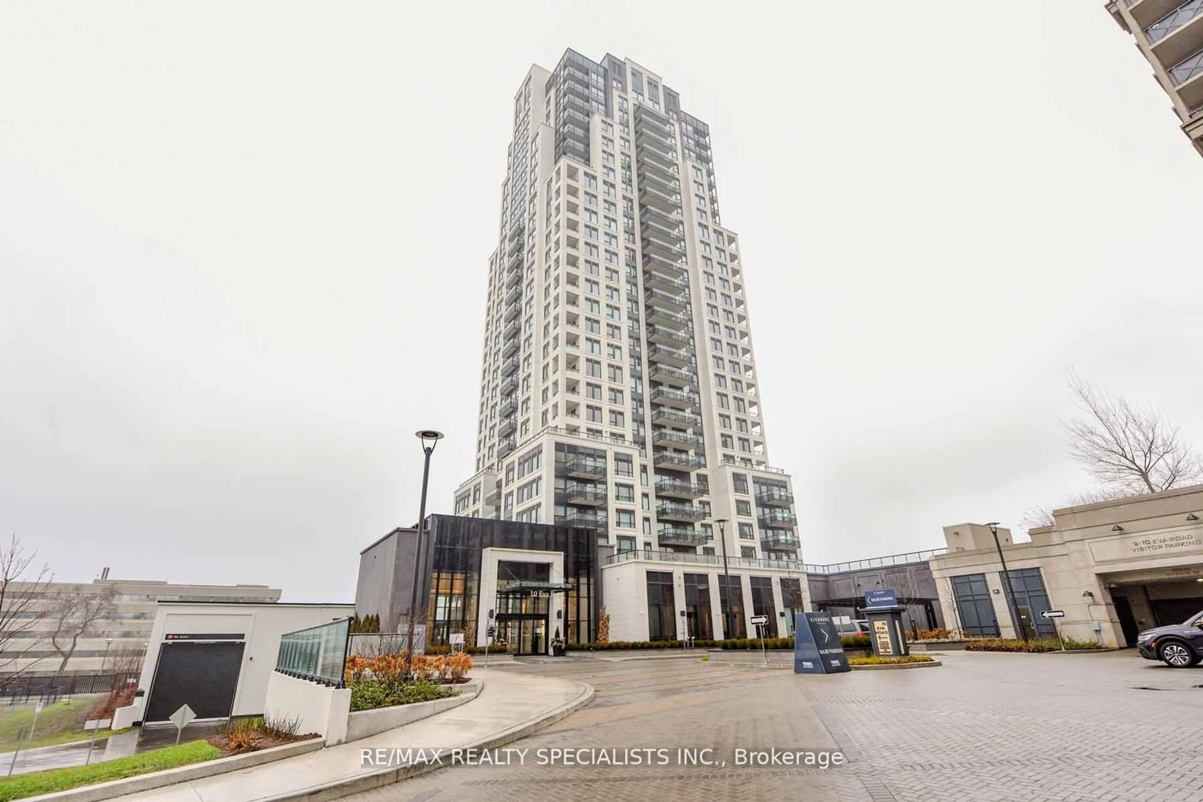 Indoor foyer for 10 Eva Rd #2507, Toronto Ontario M9C 0B3