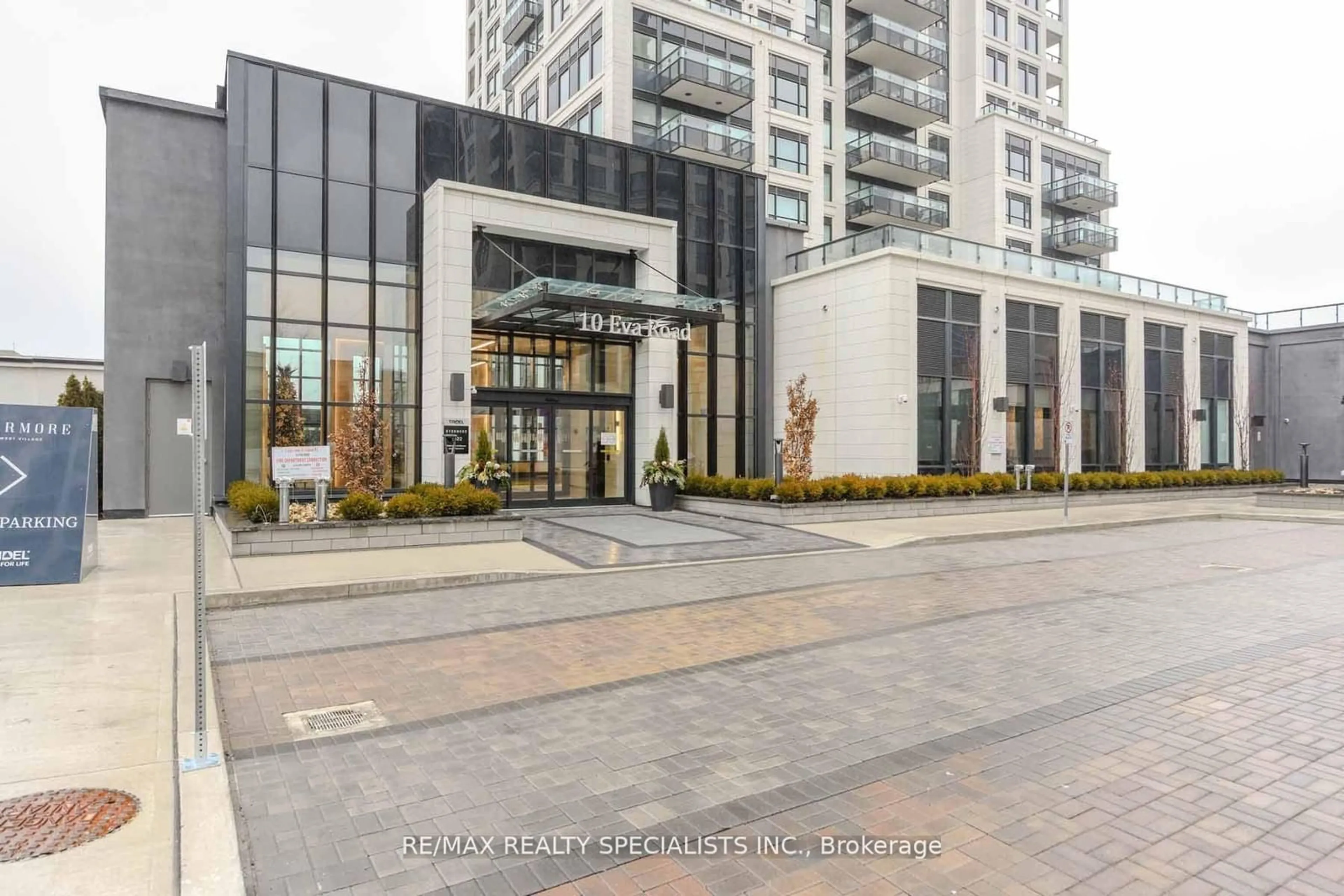 Indoor foyer for 10 Eva Rd #2507, Toronto Ontario M9C 0B3