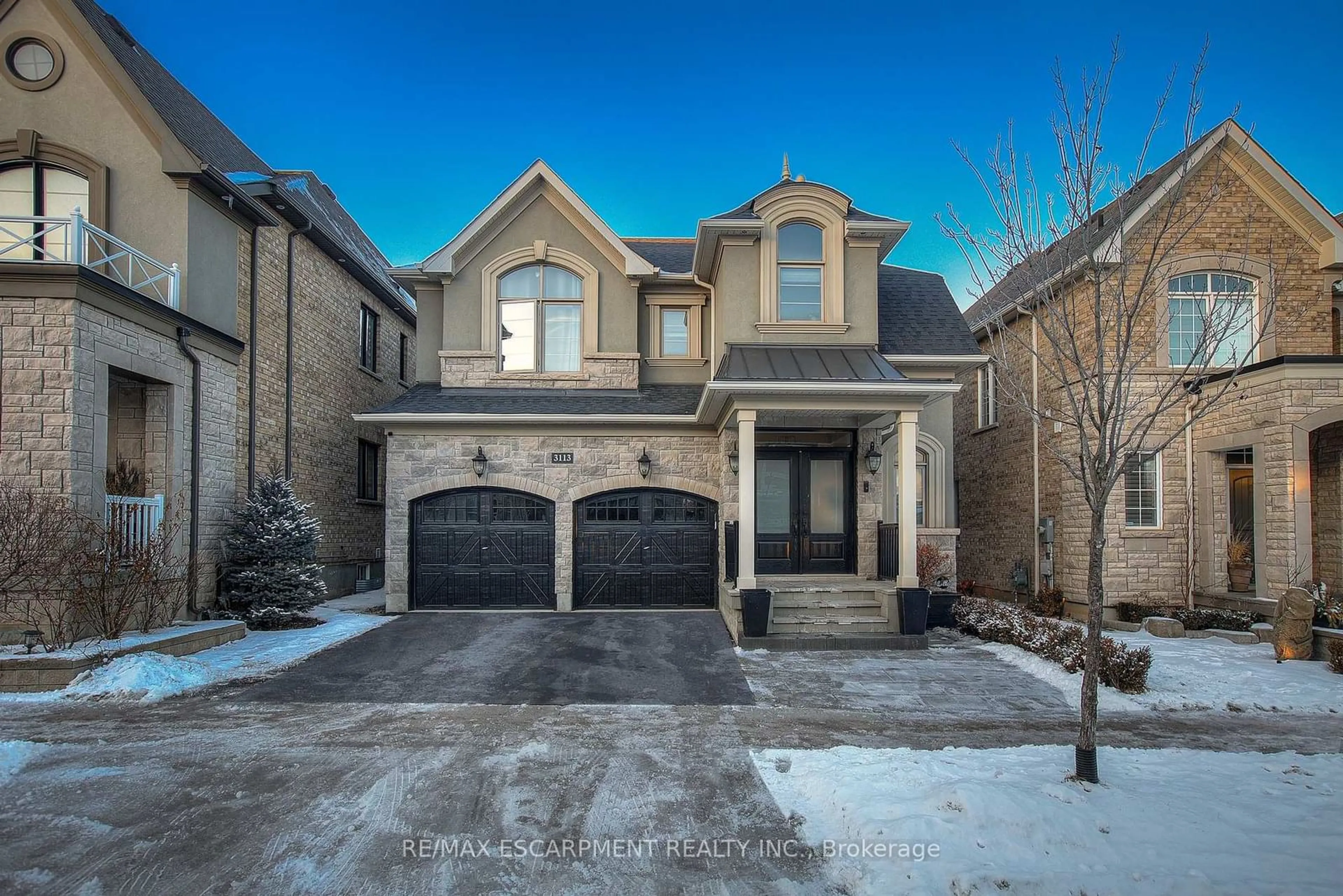 Home with brick exterior material, street for 3113 Sunflower Dr, Oakville Ontario L7M 0H3