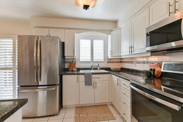 Additional property image - 11 Sandmere Ave
