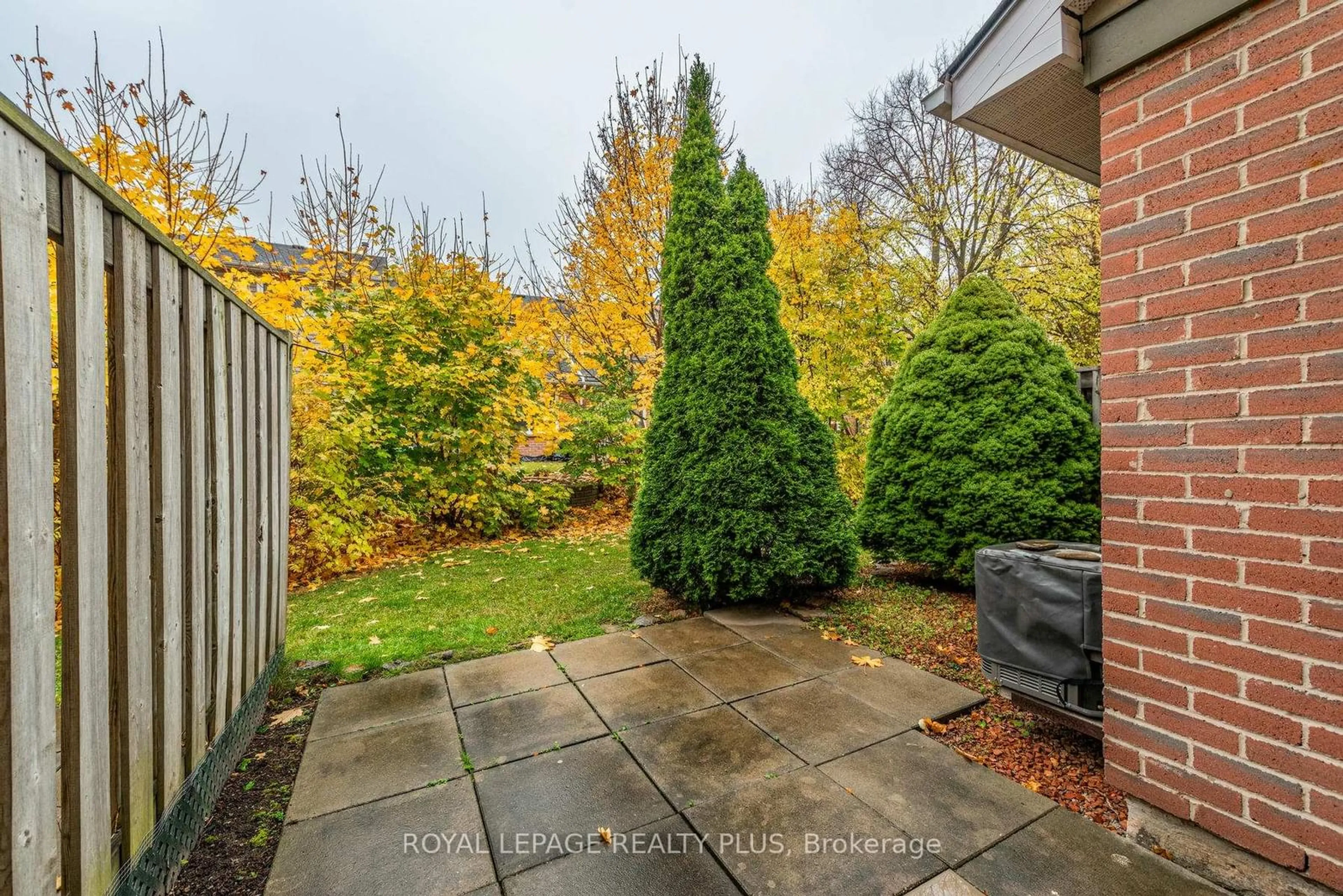 Patio, forest/trees view for 3079 Fifth Line #75, Mississauga Ontario L5L 3T1