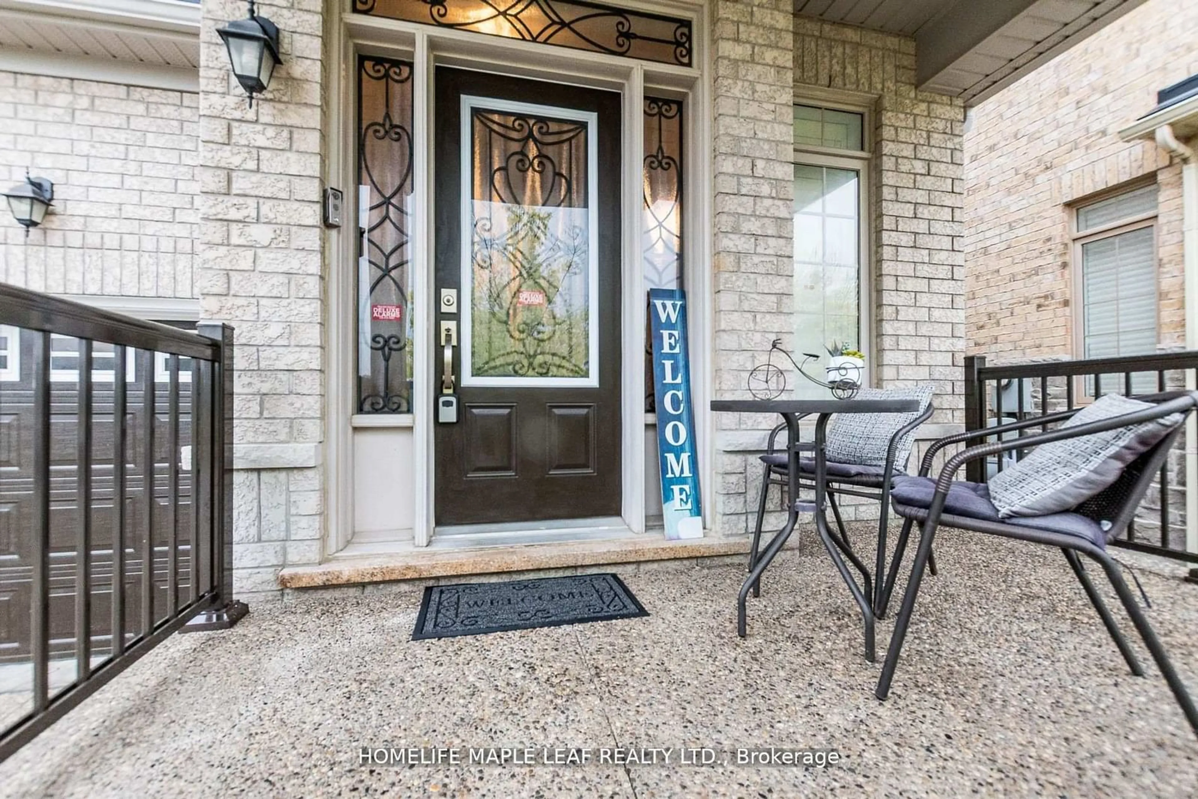 Indoor entryway for 34 JOLANA Cres, Halton Hills Ontario L7G 0G5