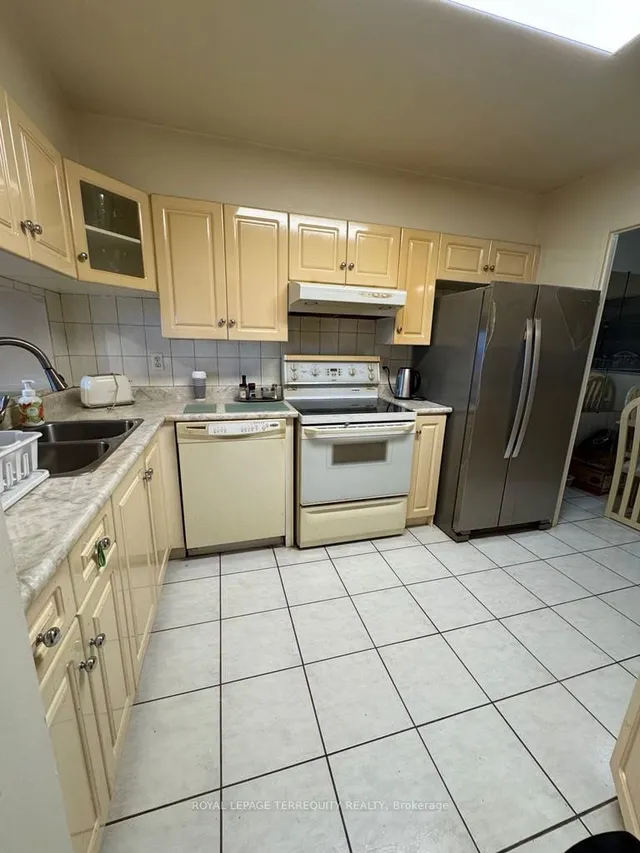 Additional property image - 236 Albion Rd Unit 1012