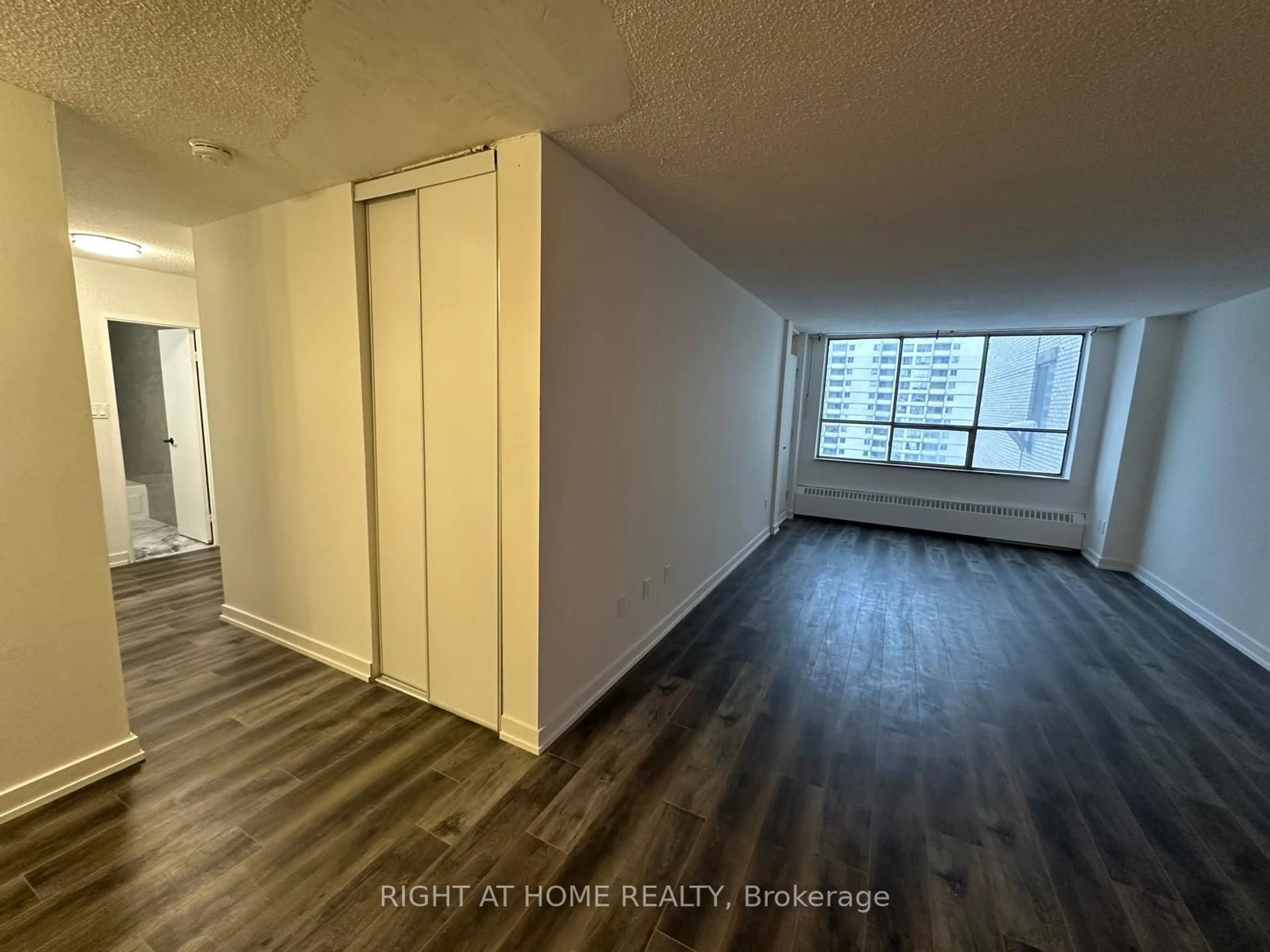 A pic of a room for 320 Dixon Dr #1616, Toronto Ontario M9R 1S8