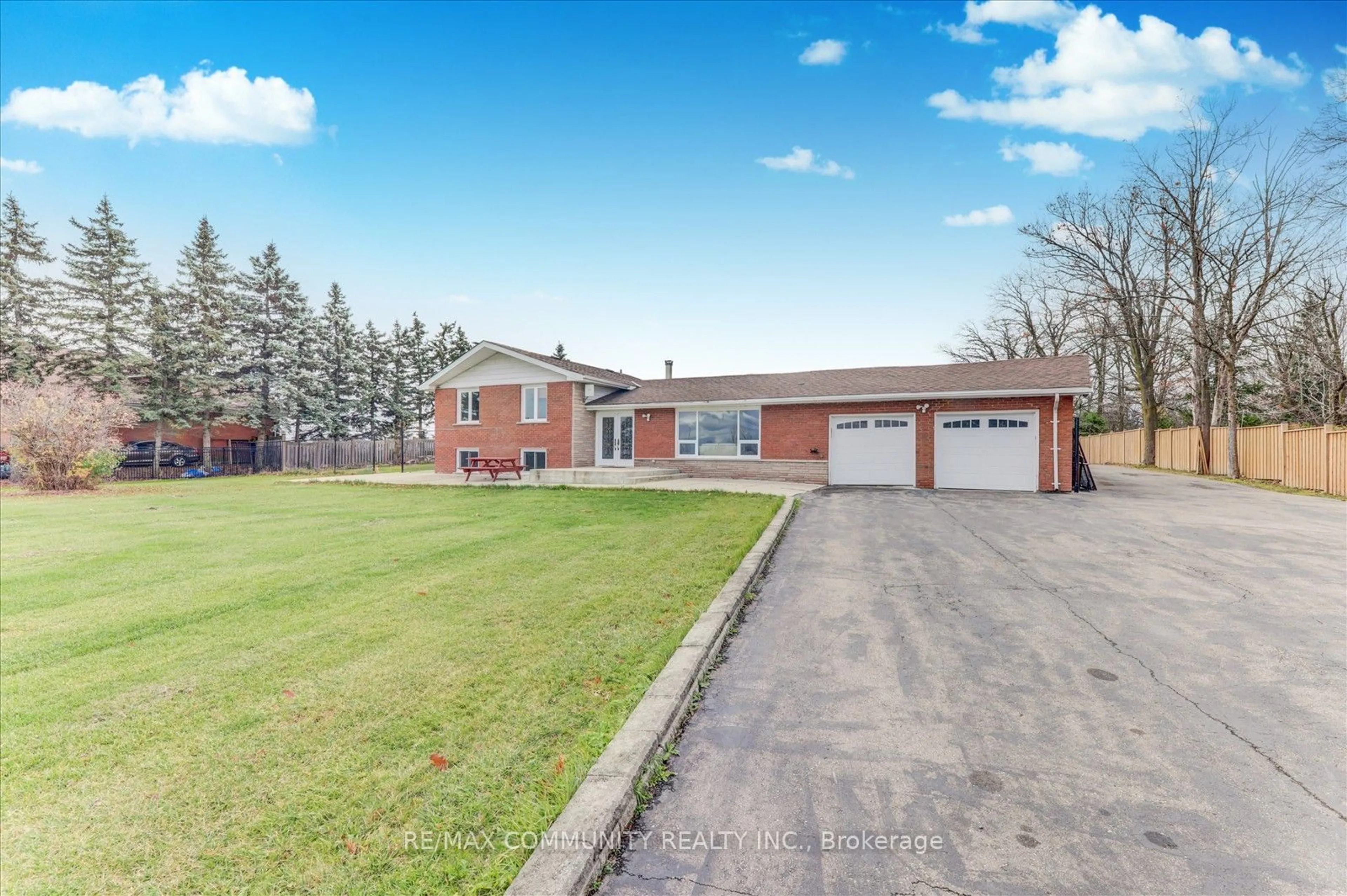 A pic from outside/outdoor area/front of a property/back of a property/a pic from drone, street for 13096 Centreville Creek Rd, Caledon Ontario L7C 3A7