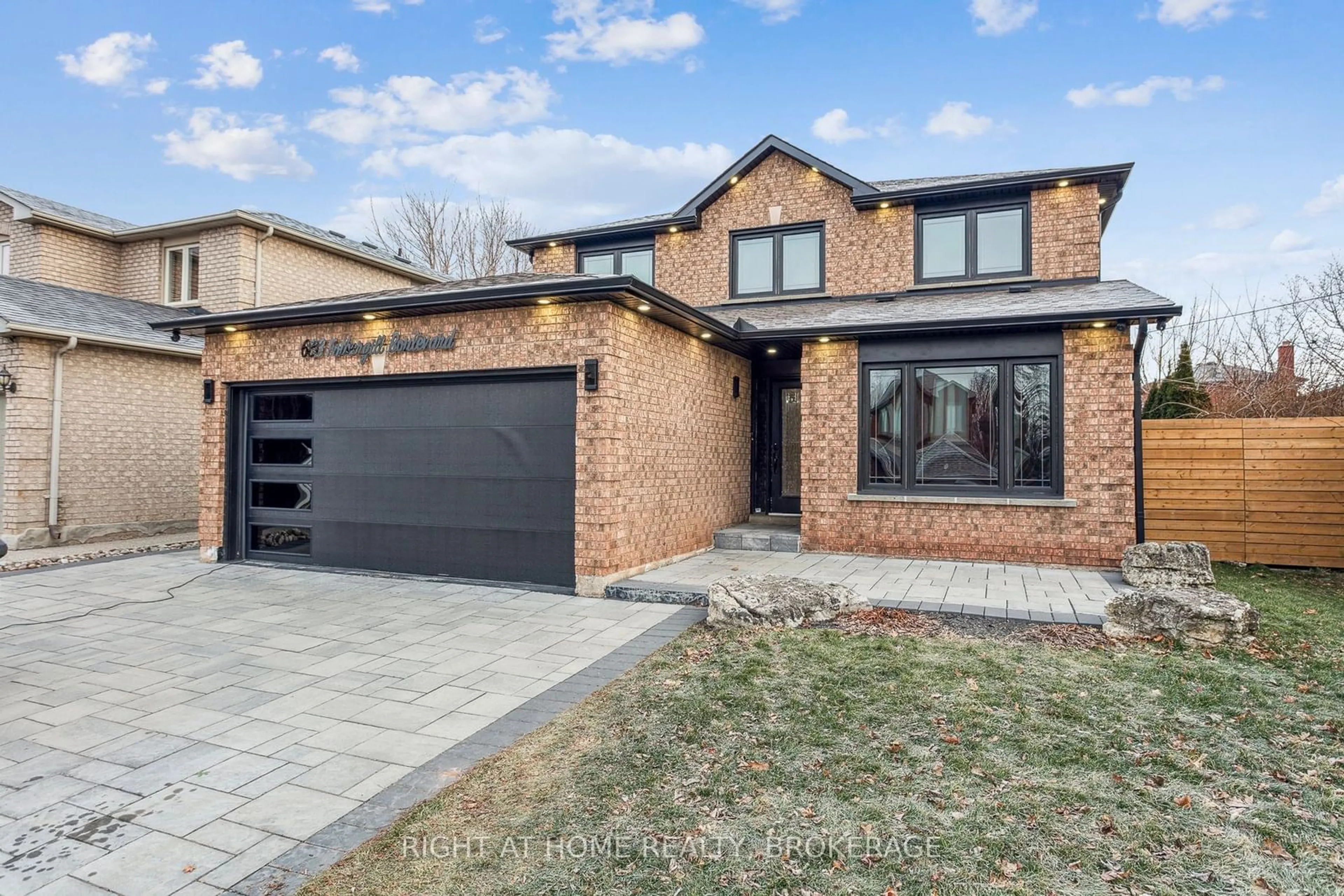 Home with brick exterior material, street for 633 Fothergill Blvd, Burlington Ontario L7L 6E3