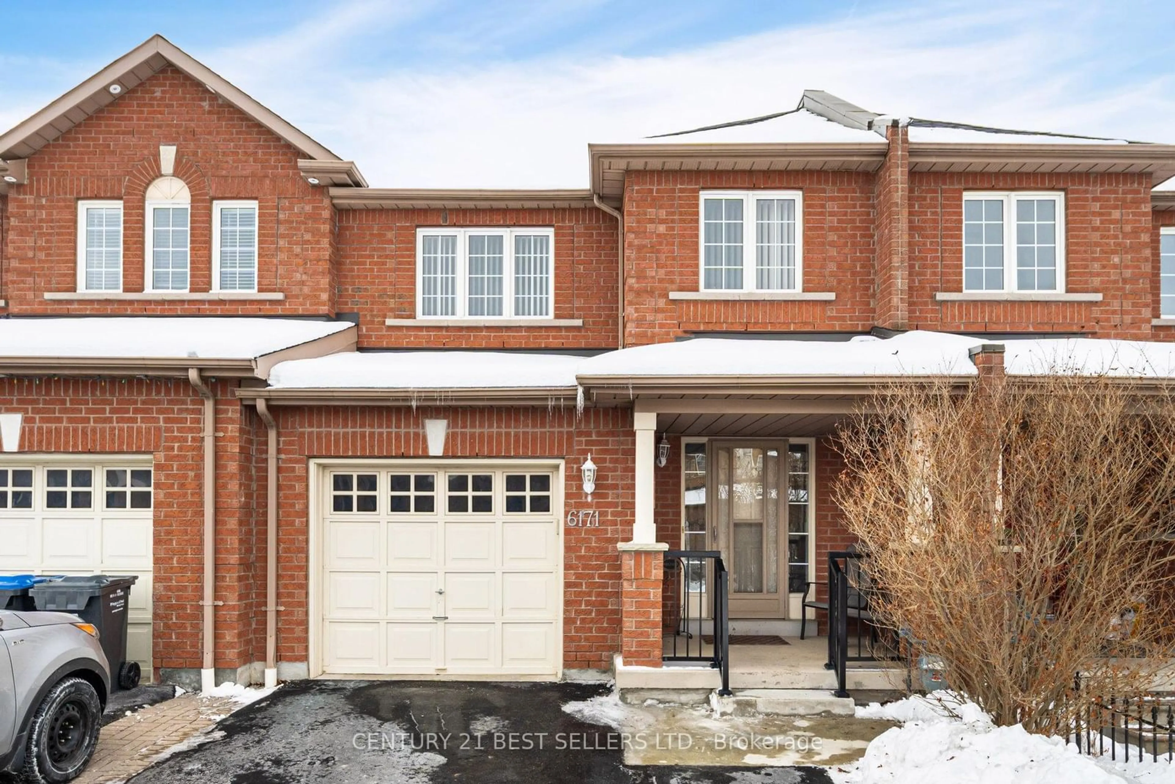 Home with brick exterior material, street for 6171 Rowers Cres, Mississauga Ontario L5V 2Z9