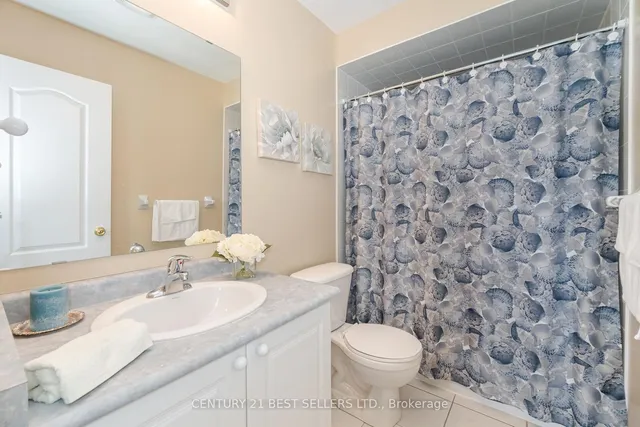 Additional property image - 6171 Rowers Cres