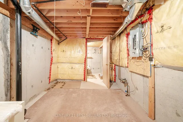 Additional property image - 6171 Rowers Cres