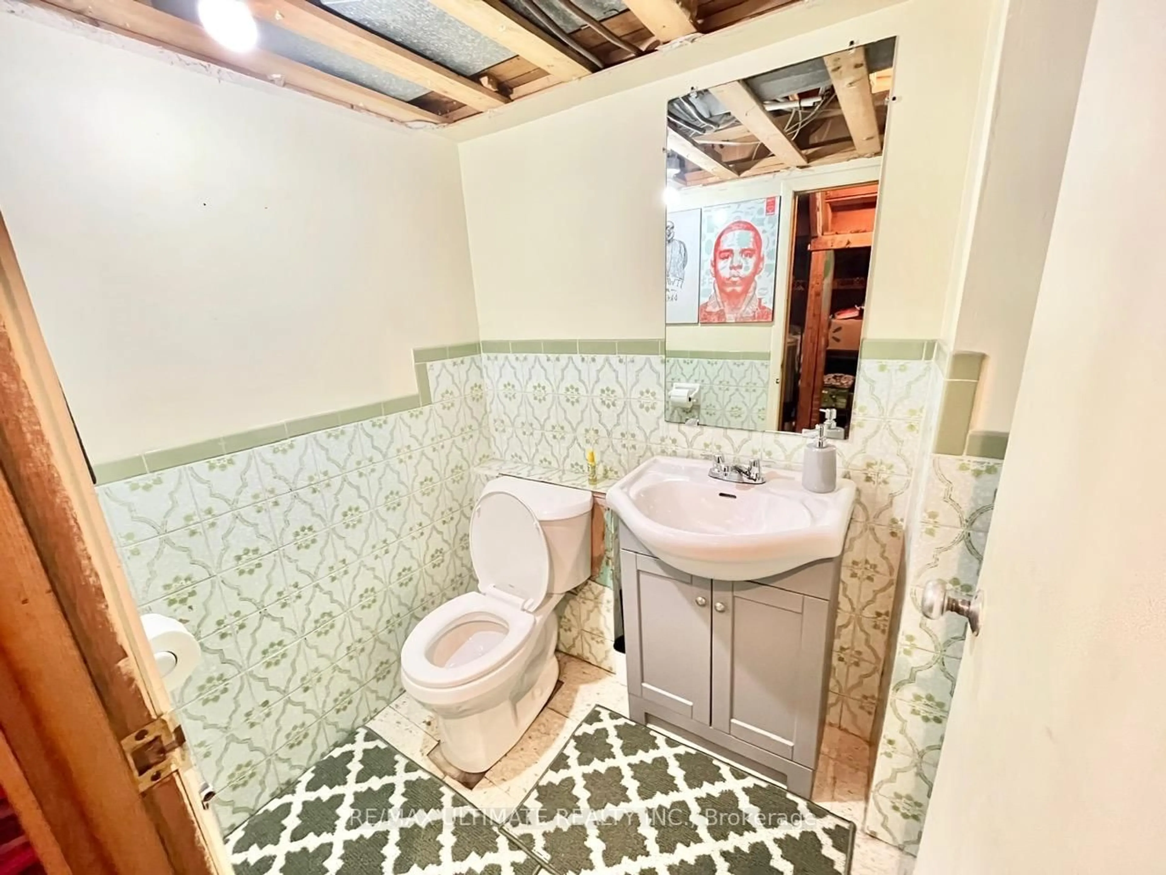 Standard bathroom, ceramic/tile floor for 87 Culford Rd, Toronto Ontario M6M 4K2