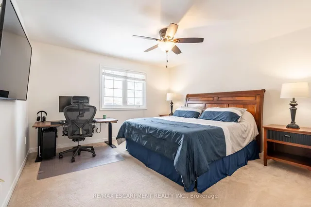 Additional property image - 2049 Country Club Dr