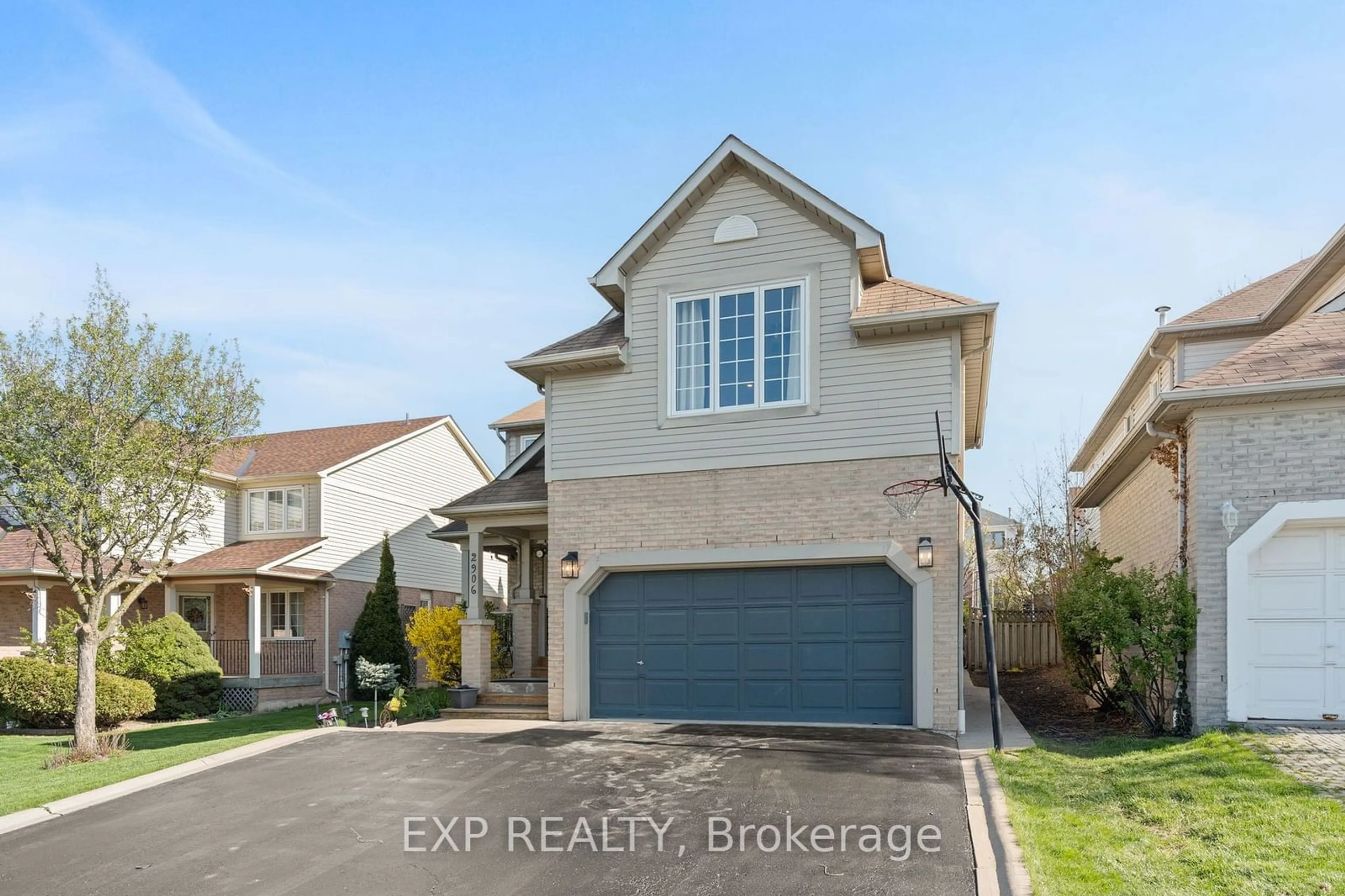 Unknown for 2906 Peacock Dr, Mississauga Ontario L5M 5S2