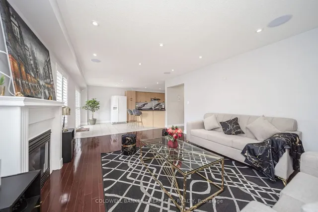 Additional property image - 60 Capistro St