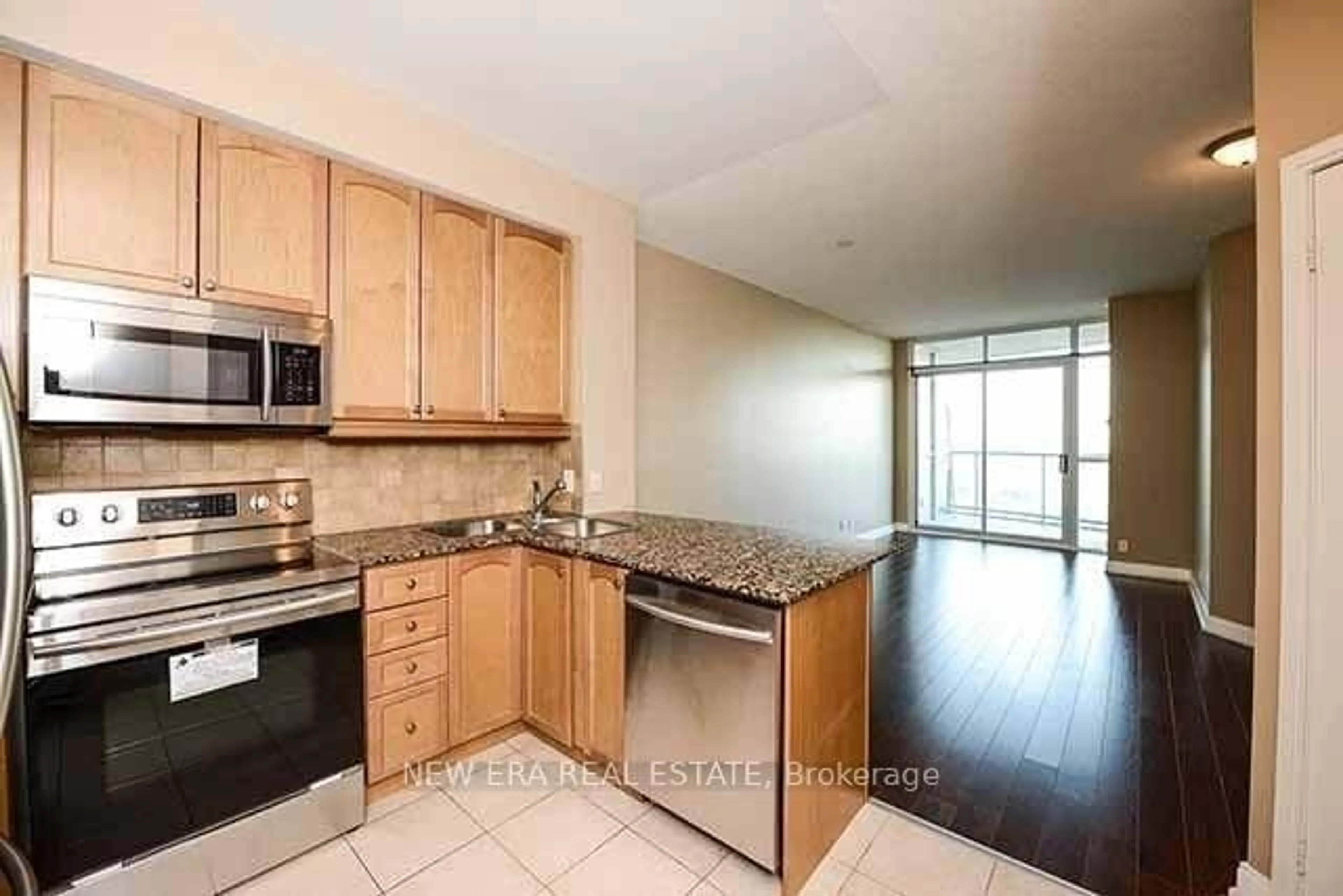 Standard kitchen, unknown for 80 Absolute Ave #2002, Mississauga Ontario L4Z 0A2