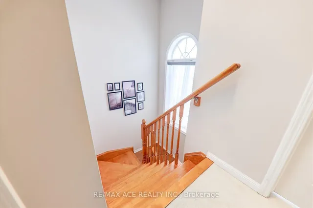 Additional property image - 813 Scott Blvd