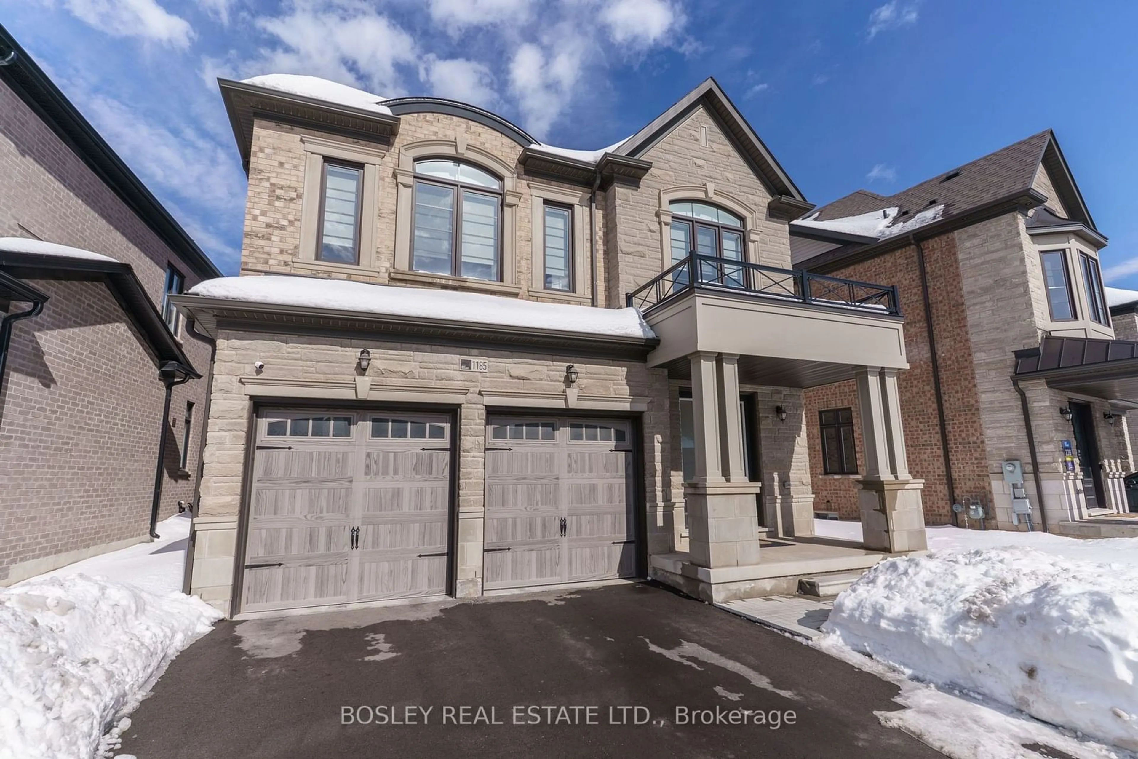 Home with brick exterior material, street for 1185 Stag Hllw, Oakville Ontario L6M 5M4