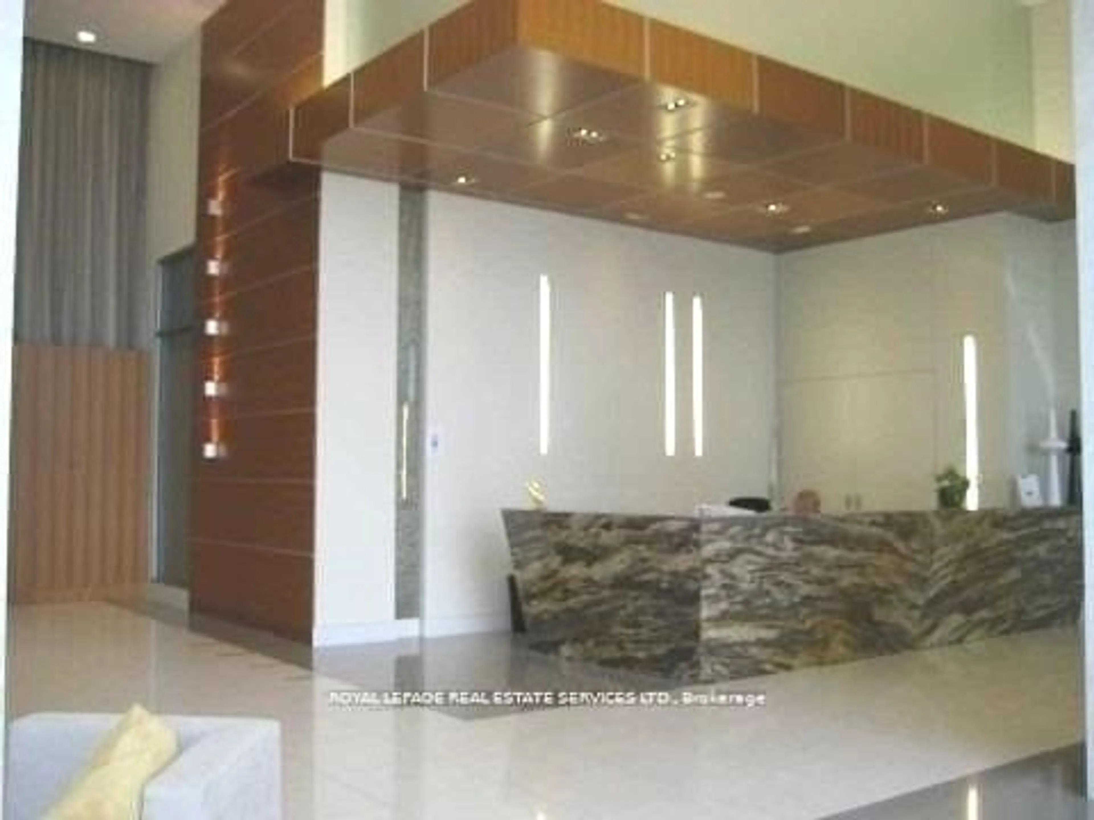 Indoor foyer for 16 Brookers Lane #812, Toronto Ontario M8V 0A5