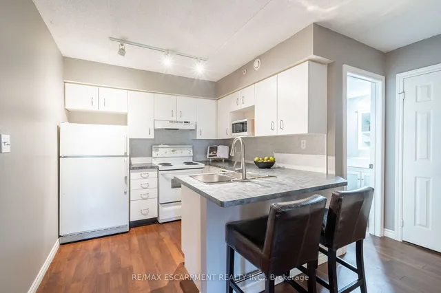 Additional property image - 4015 Kilmer Dr Unit 308