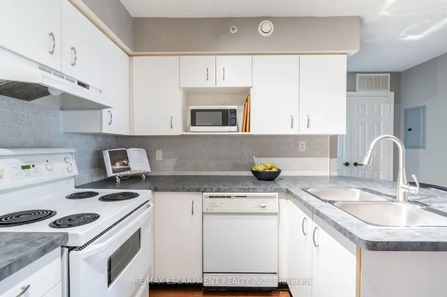 Additional property image - 4015 Kilmer Dr Unit 308