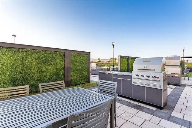 Additional property image - 2093 Fairview St Unit 610