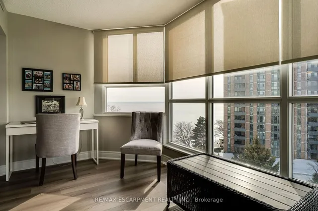 Additional property image - 5280 Lakeshore Rd Unit 801