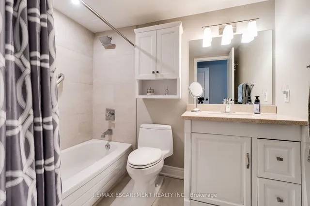 Additional property image - 5280 Lakeshore Rd Unit 801