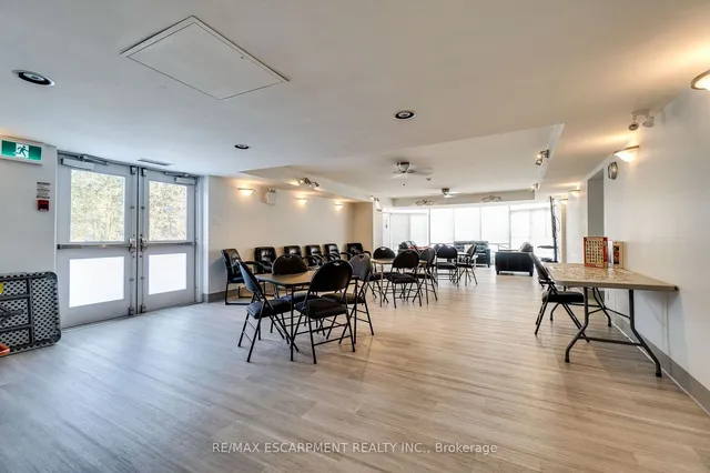 Additional property image - 5280 Lakeshore Rd Unit 801