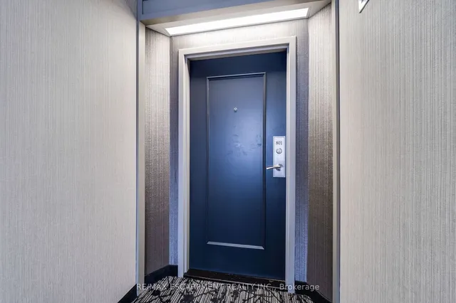 Additional property image - 5280 Lakeshore Rd Unit 801