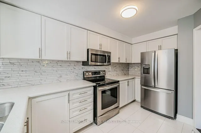 Additional property image - 2022 Atkinson Dr Unit 39