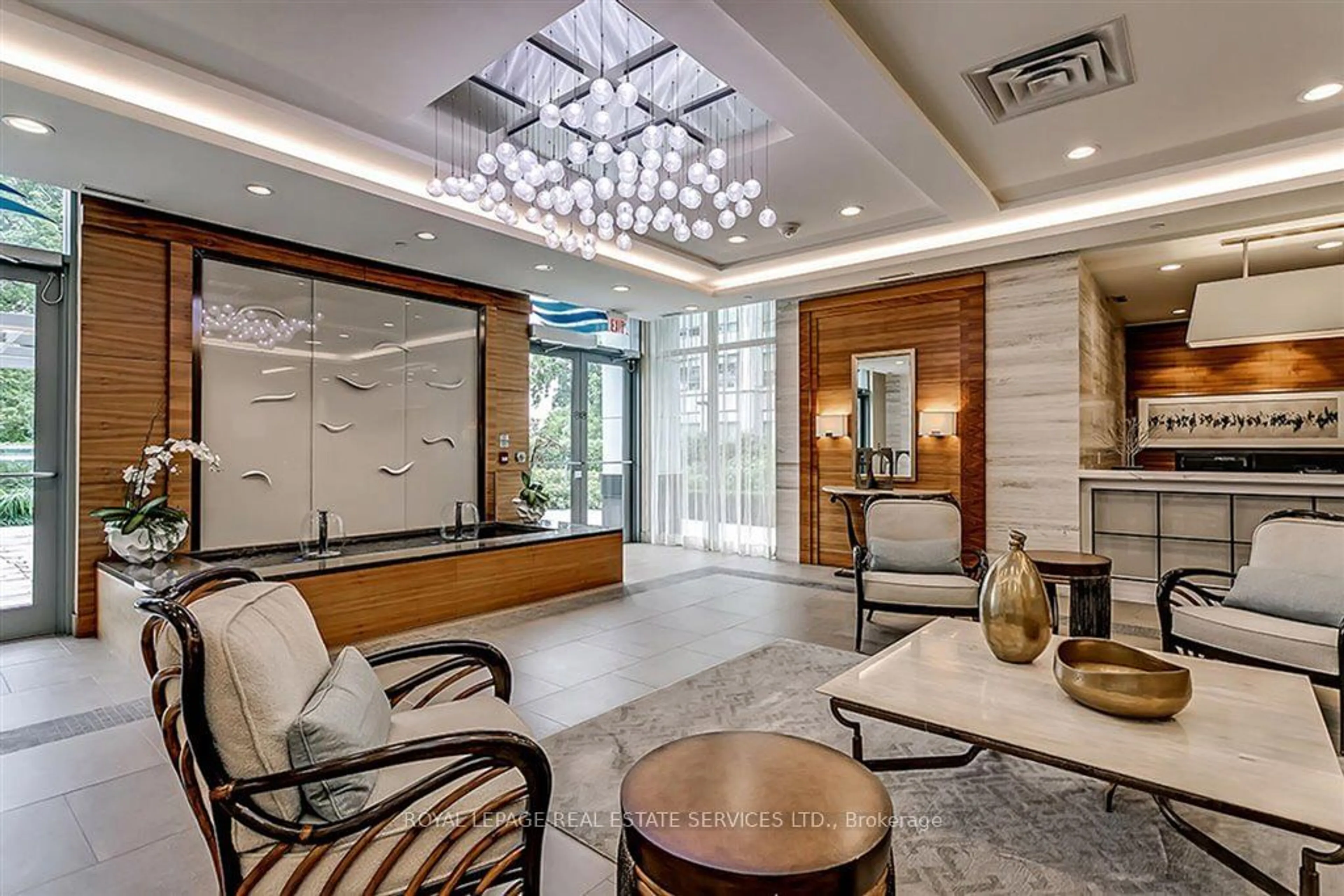 Lobby for 3500 Lakeshore Rd #513, Oakville Ontario L6L 0B4