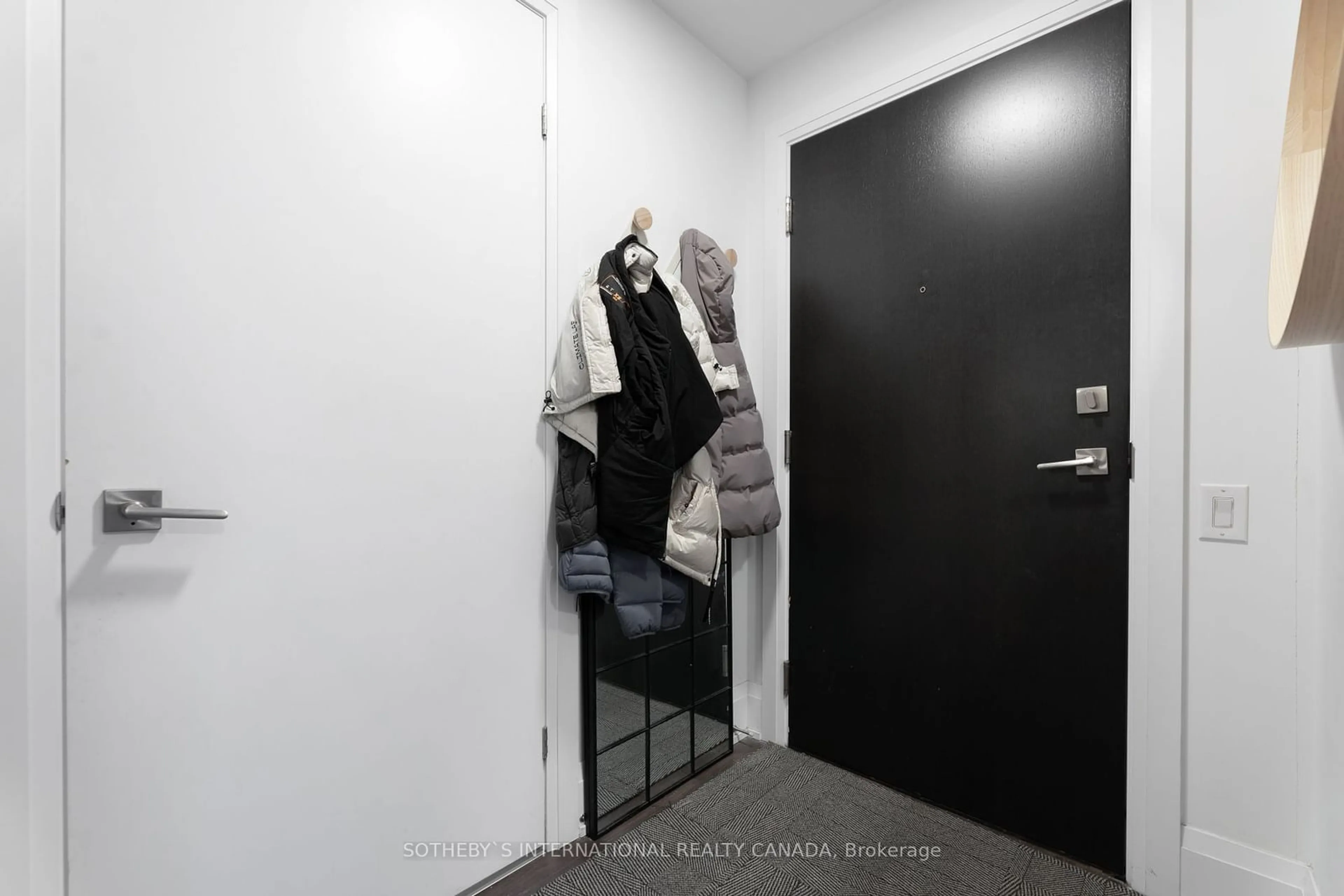 Indoor entryway for 20 Brin Dr #1503, Toronto Ontario M8X 0B2