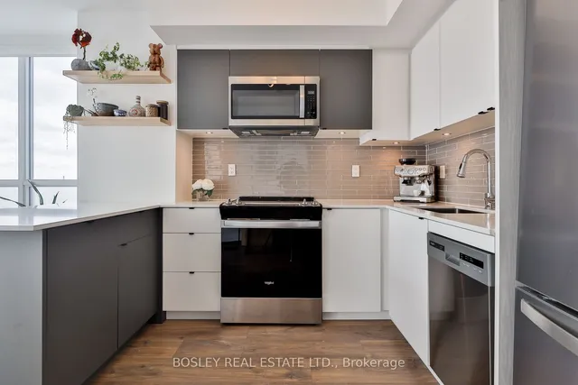 Additional property image - 1461 Lawrence Ave Unit 2109