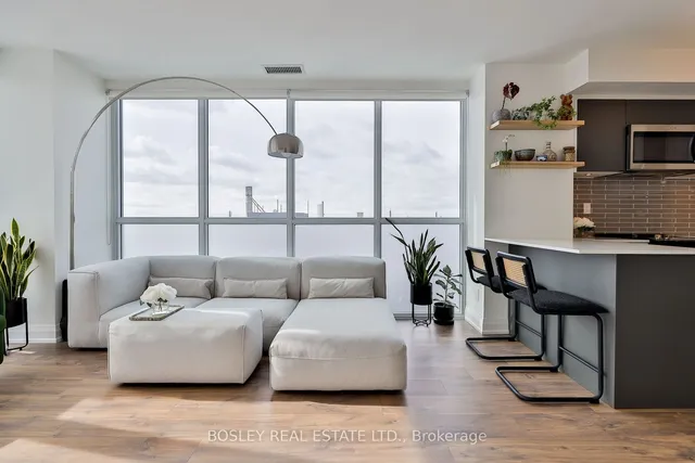 Additional property image - 1461 Lawrence Ave Unit 2109