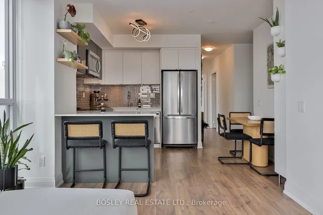 Additional property image - 1461 Lawrence Ave Unit 2109