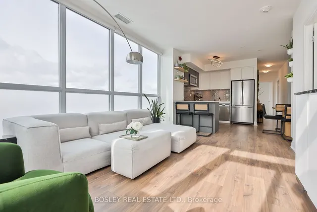 Additional property image - 1461 Lawrence Ave Unit 2109