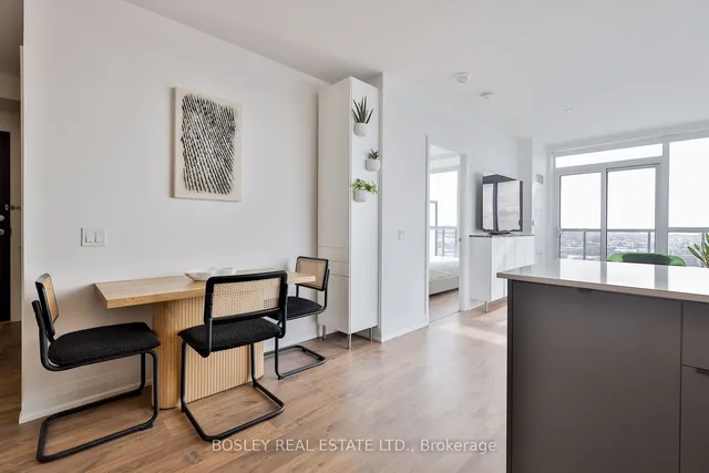 Additional property image - 1461 Lawrence Ave Unit 2109
