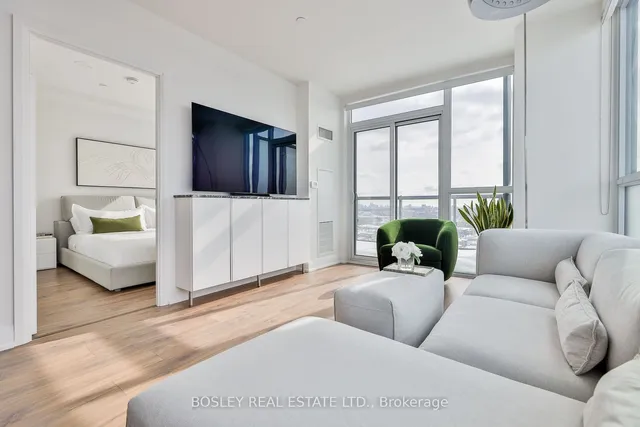 Additional property image - 1461 Lawrence Ave Unit 2109