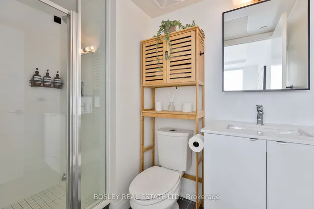 Additional property image - 1461 Lawrence Ave Unit 2109